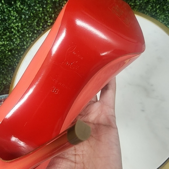 Christian Louboutin Hot Chick 100 Patent Leather Pumps CL Red Bottoms - Picture 14 of 14